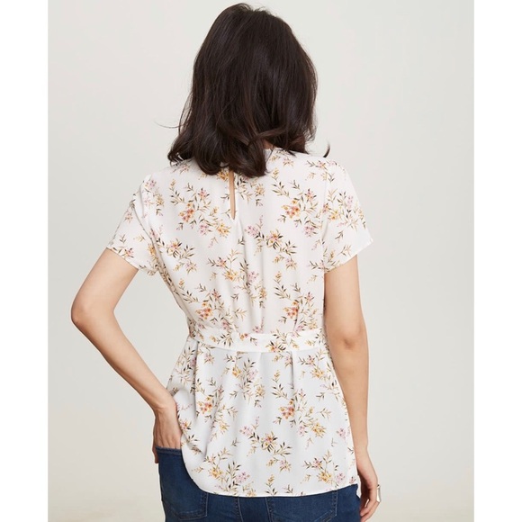 Size XL Thyme Maternity White Floral Belted V Neck Top - Picture 2 of 7